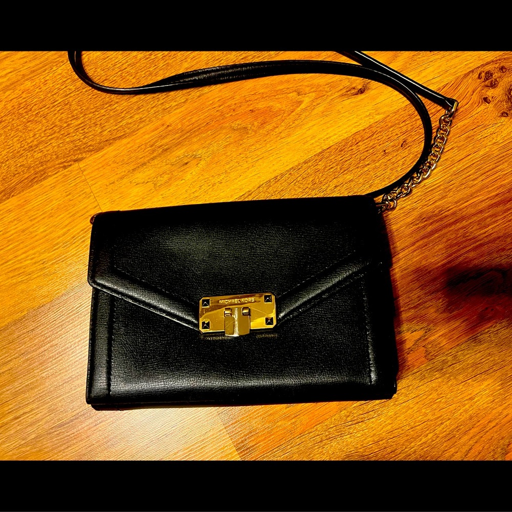 Black Michael Kors crossbody